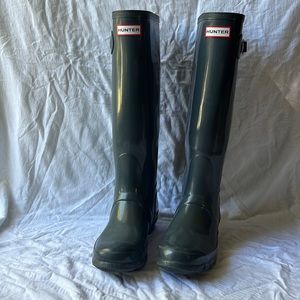 Tall Dark Grey Hunter Rain Boots with Boot Socks!